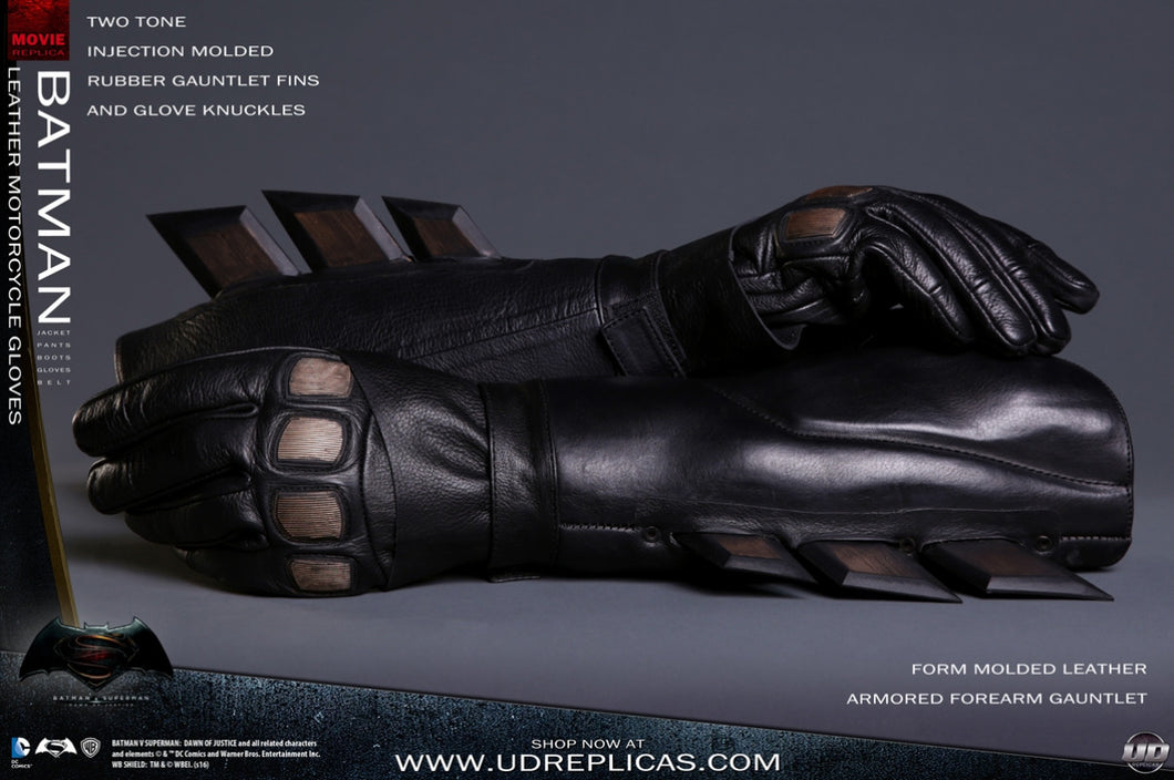 batman handschuhe Batman DOJ